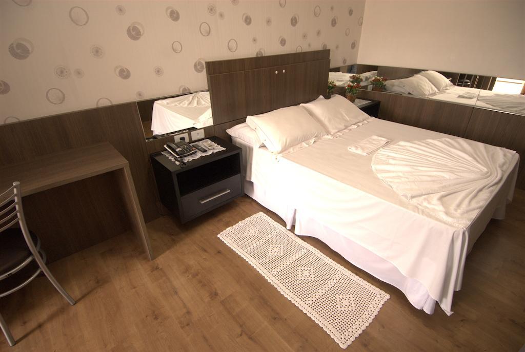 Novo Hotel Tinho Rio do Sul Quarto foto